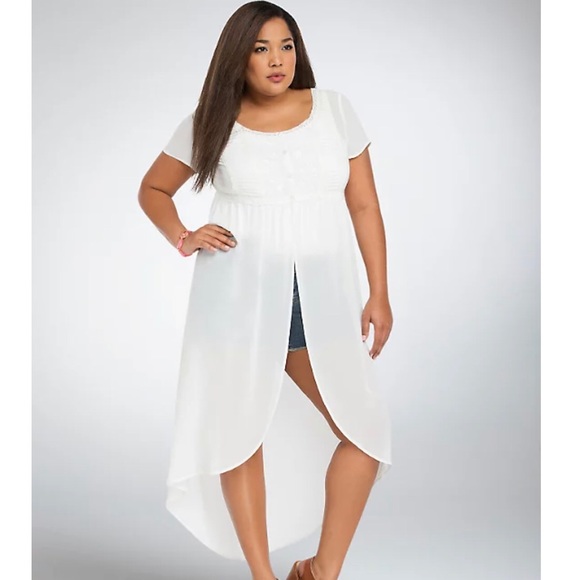 Torrid White High-Low Top - Picture 3 of 12